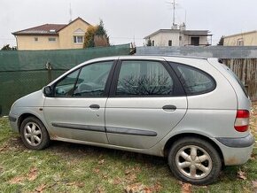 Predám Renault Scénic 1,6 - 16V