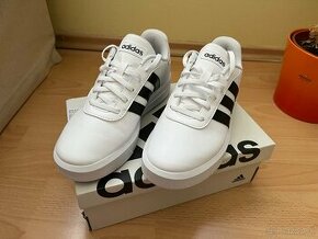 Tenisky damske Adidas court platform