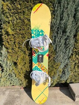 Predam snowboard s komplet topánkami a viazanim