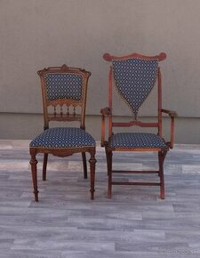 Set 2 vintage stoličiek .
