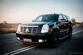 Predám Cadillac Escalade 6.2 V8 benzin