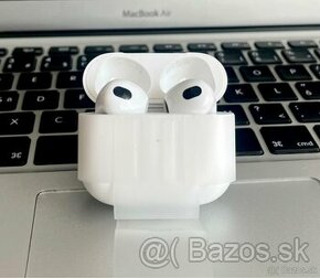 Apple AirPods 3. Generácie - nové, necely rok v záruke