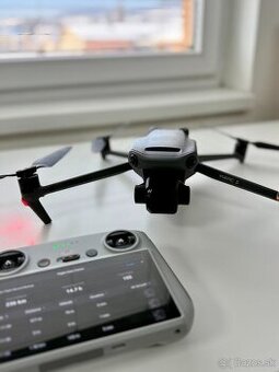 DJI MAVIC 3 + DJI RC