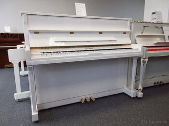 Steinway and Sons Essex pre náročných