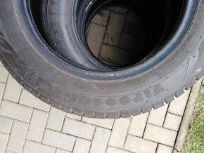 Predám zimné pneumatiky 165/70 R14 81T