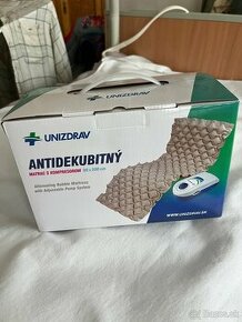 Antidekubitný matrac s kompresorom - na preležaniny