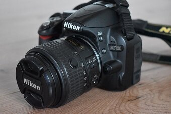 Nikon d3100 s VR objektivom nikkor 18-55 AF 7tis. snimkov