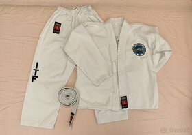 Kimono na teakwondo