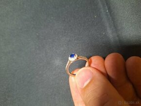 Diamantovy prsten