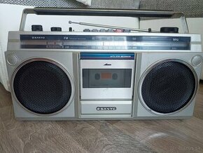 Sanyo M9800 radiomagnitofon boombox retro - 1