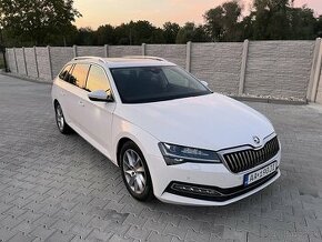 Škoda Superb Combi r.v-2021--2.0 TDI Style DSG