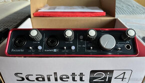 Focusrite Scarlett 2i4