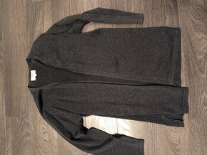 Cardigan s metalickým efektom