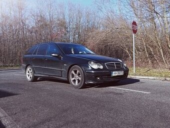 Mercedes 2004