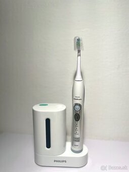 Zubná kefka Philips Sonicare FlexCare s UV sterilizátorom