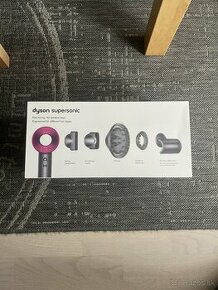 Dyson Supersonic Pink