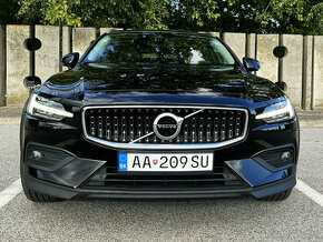 Volvo V60 CC CROSS COUNTRY PRO D4 AWD A/T 2.0l 140KW - 1