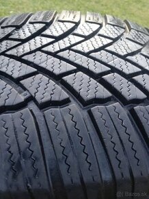 215/65 r17 zimné pneu.DOT.3823