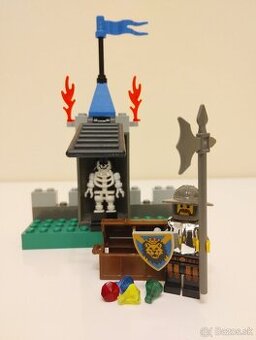 LEGO Castle 4817 Dungeon