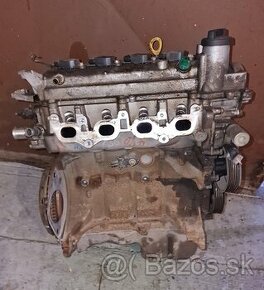 Motor Toyota Yaris 1.0 1SZ-FE - 1