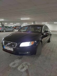 Volvo S80 V8 4.4i - 1