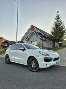 Porsche Cayenne 3.0 TDI V6 GTS Packet