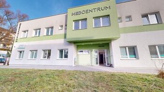 PREDAJ-NOVOSTAVBA S POLYFUNKCIOU-PIEŠŤANY-MED CENTRUM SÍDLIS