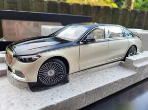 1/18 Norev Mercedes Maybach S680 dualtone