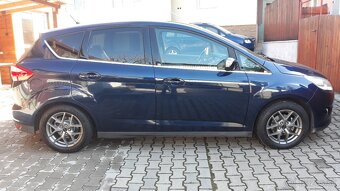 Ford c-max 1,6tdci 84kw panorama titanium