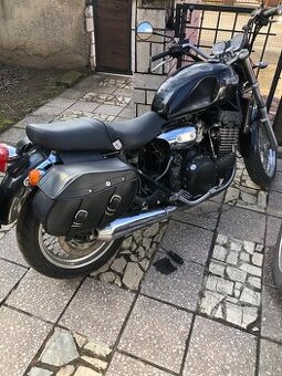 Triumph Legend 900tt