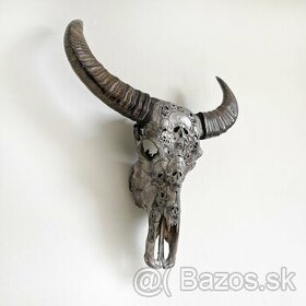 Skull Art – Veľká, ručne vyrezávaná lebka byvola, PREDANE - 1