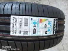 Predám pneu 215/50R17 91W GOODYEAR