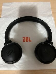 JBL TUNE520BT