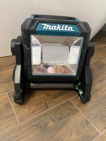 Makita akumulatorova led lampa