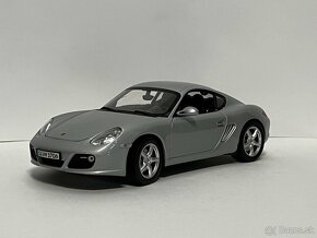 Porsche Cayman 1:18 model