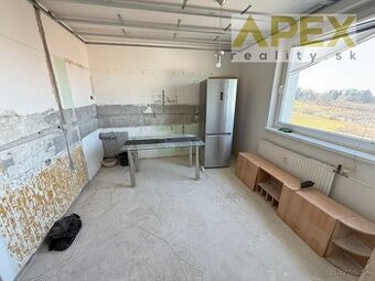 Exkluzívne APEX reality 3i. s loggiou 78 m2, Nitrianska ul. - 1