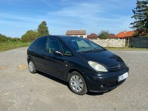 Predám Citroën Xsara Picasso 2.0 hdi - 1