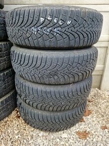 Pneu s plechovými diskami 195/65 R15