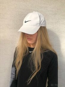 Nike šiltovka - 1