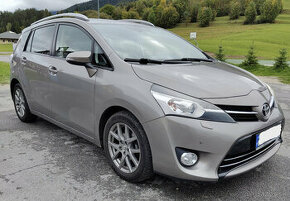 Toyota Verso 2.0 D-4D 91 kW - 1