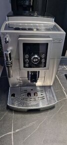 Kávovar Delonghi