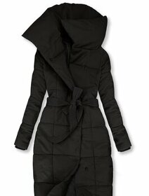 Zimná bunda čierna s opaskom