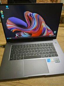 Huawei matebook D15 s 11 generaciou i5 16 gb ram a 512gb ssd