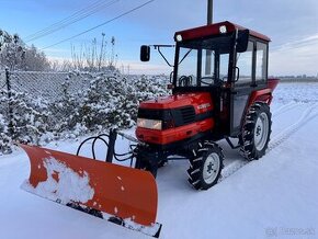 Japonský traktor KUBOTA GL 22 Diesel  3 válec, 22HP