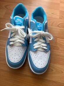 Nike SB Dunk Low Pro modré 40