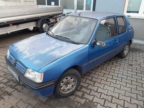 Peugeot 205 1,9 diesel 3 dverak