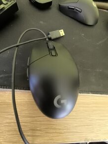 Myška Logitech