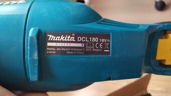 Makita vysávač DCL 180Z 18V