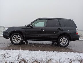 Subaru Forester SG 2.0 116 kW - 1