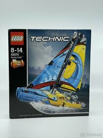 Lego technic 42074 racing yacht